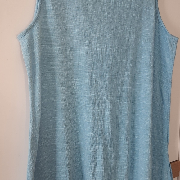 Cable & Gauge. Sleeveless Tank. Size Medium. Gently Used. - Picture 6 of 9